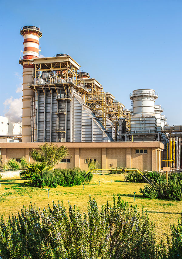 نیروگاه دماوند بزرگ‌ترین نیروگاه ایران است که در مجموع 4% ظرفيت توليد برق كشور را دارا می‌باشد.