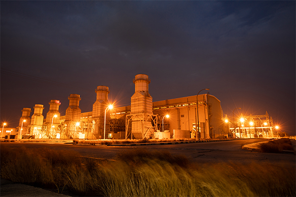 نیروگاه گازی خلیج فارس با مدیریت شرکت مدیریت تولید برق خلیج فارس، با ۶ واحد توربین گازی دارای توان تولید ۹۹۰ مگاوات برق است. 
